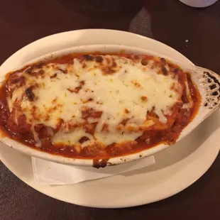 If you're town craving Italian this place is pretty decent. Lasagna