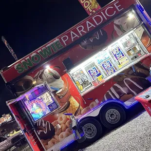 Snowie Paradice Dessert Truck!