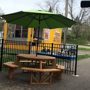 &quot;Kitchen&quot;/Food Truck