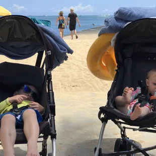 Bumbleride umbrella strollers