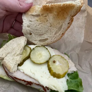 Kid's 1/2 Turkey and Cheese Sandwich
