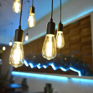 light bulbs hanging from the ceiling