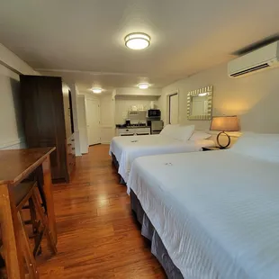 2 King Studio room