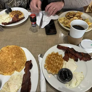 Yummy and snuggle  brunch place