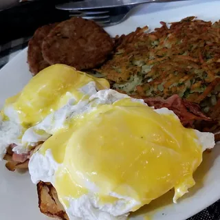 Paradise Benedict Brunch