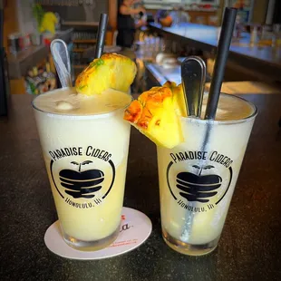 Pineapple Vanilla Cream Float