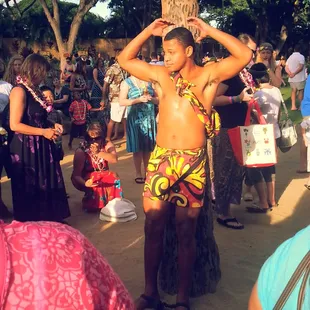 Man climbs up 40 ft. coconut tree