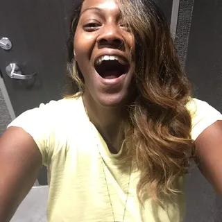 Dhyia T.