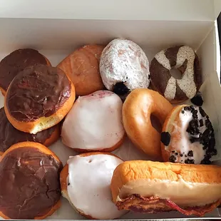 donuts, food, dough desserts