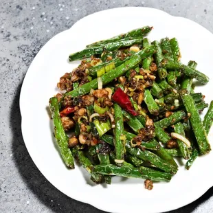 French beans with minced pork, a savory classic.