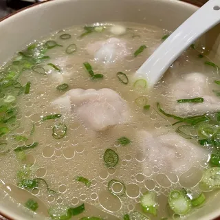 C2. Vegetable and Kurobuta Pork Wonton in Thick Chicken Soup