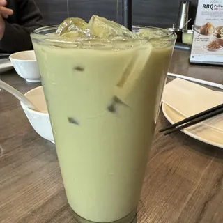 J23. Signature Milk Green Tea