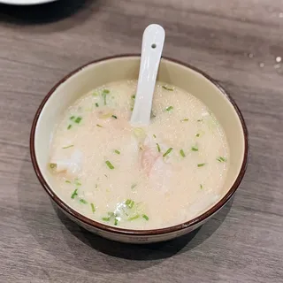 B10. Kurobuta Pork Wonton in Chili Oil