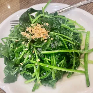 E12. Stir Fried Broccoli with Minced Garlic
