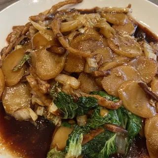 F5. Wok Fried Rice Cake with Pork and Vegetable in Shanghai Style