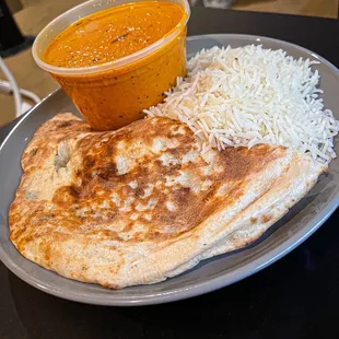 Chicken Tikka Masala, Jasmine Rice &amp; Nahn Bread. Here is the portions they give which I can say filled me up!