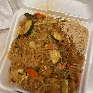 Giant Pad Thai Dinner