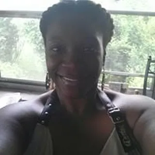 Laura T.