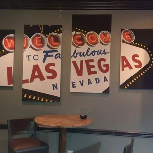 the welcome to fabulous las vegas sign