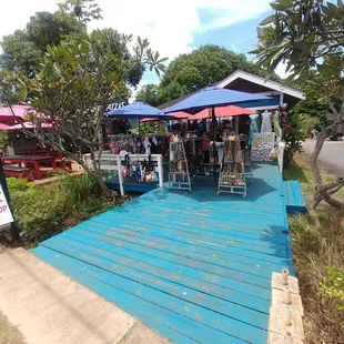 Located on the Haleiwa North Shore of Oahu.