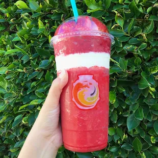 The Strawberry SplashBomb is amazing
