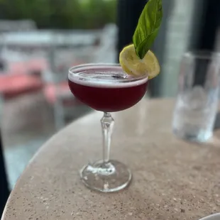 Les Fleurs cocktail.