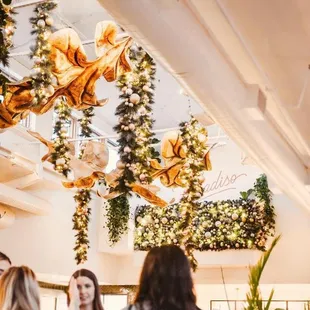 paradiso holiday decorations, dallas