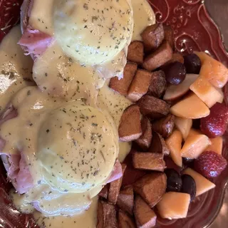 Eggs Benedict Plate