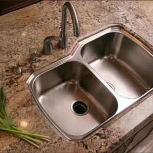 BEAUTY IS IN THE DETAILS!  ParagonGranite.com