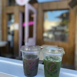 Charcoal drink and matcha drink