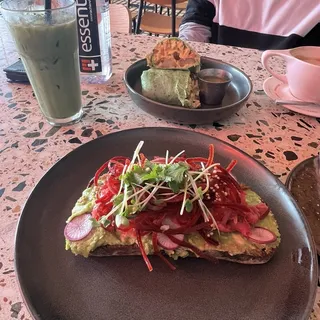 Vanilla Matcha Latte