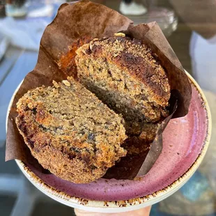 Vegan refined sugar free banana oat muffin - so good!