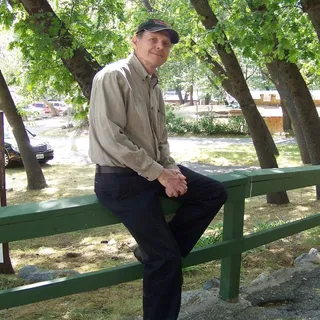 Craig R.