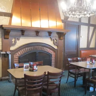 Parasson&apos;s Restaurant Darrow Road Stow Ohio interior