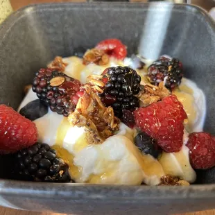Yogurt granola bowl