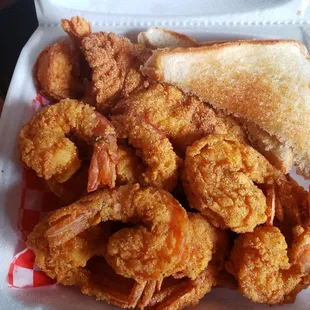 Fish and shrimp platter