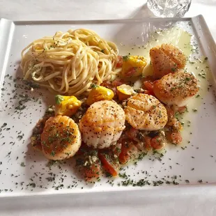 Scallops with linguine