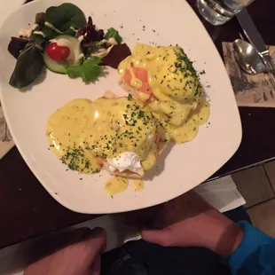 Salmon benedict