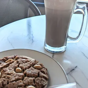 Mocha and peanut butter cookie