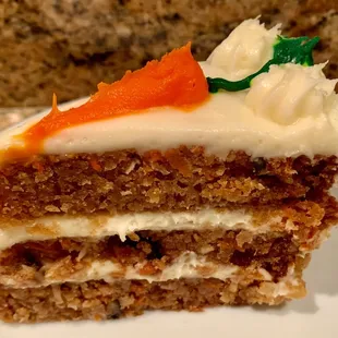 Carrot Cake (Slice/$7.50)- 3.5/5 stars