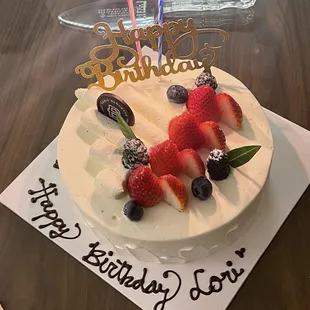 Strawberry cream cake