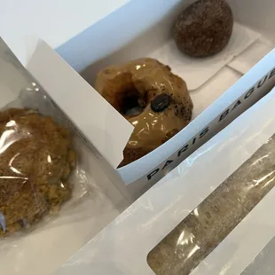 Peanut bread, coffee donut, sweet rice red bean ball, baguette