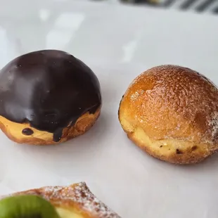 donuts, food, dough desserts