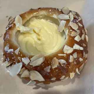 Blueberry Cream Cheese Pastry