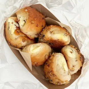 Mini Grain Cream Cheese Pastry (6pcs)