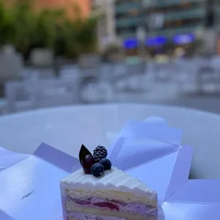 Blueberry cake