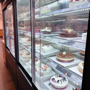 Cake Selection (whole/piece)