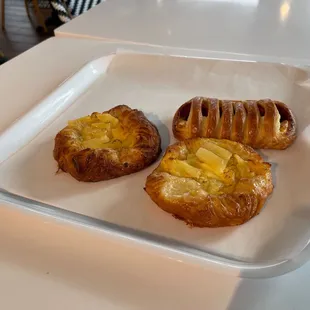 Pineapple brûlée&apos; pastry and Strawberry Greek yogurt danish