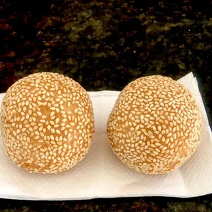 Gotta get Balls! Sesame Balls filled w/mung bean Yum!!