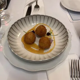 Goat cheese croquettes